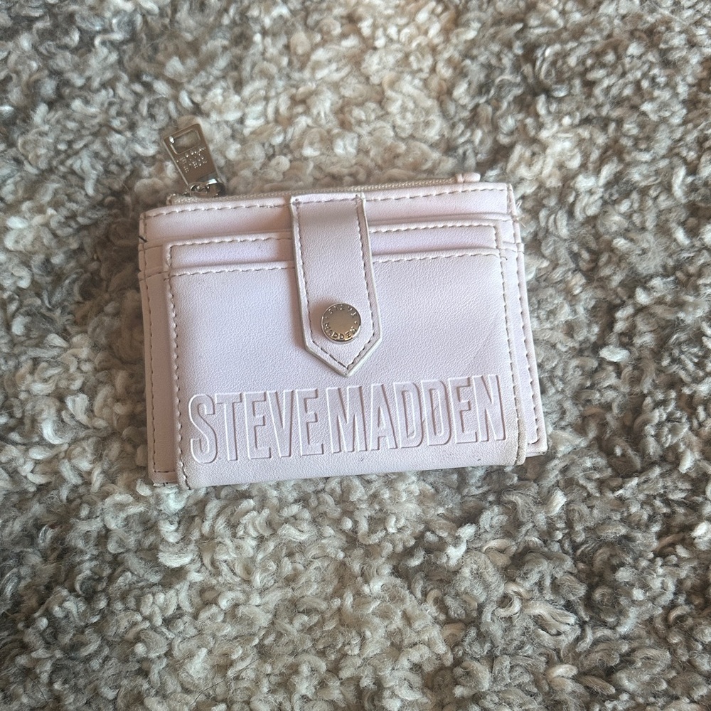 Steve Madden Light Pink Card Wallet